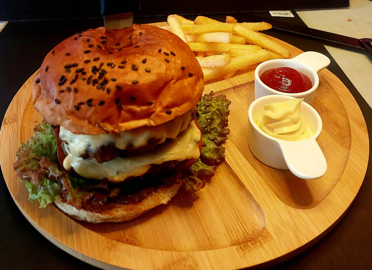 Double Cheese Deluxe Burger