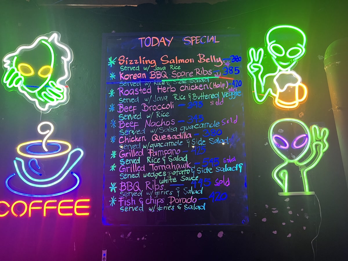 IMG_3805.JPEG_1200x 4-Cheese Truffle Pizza